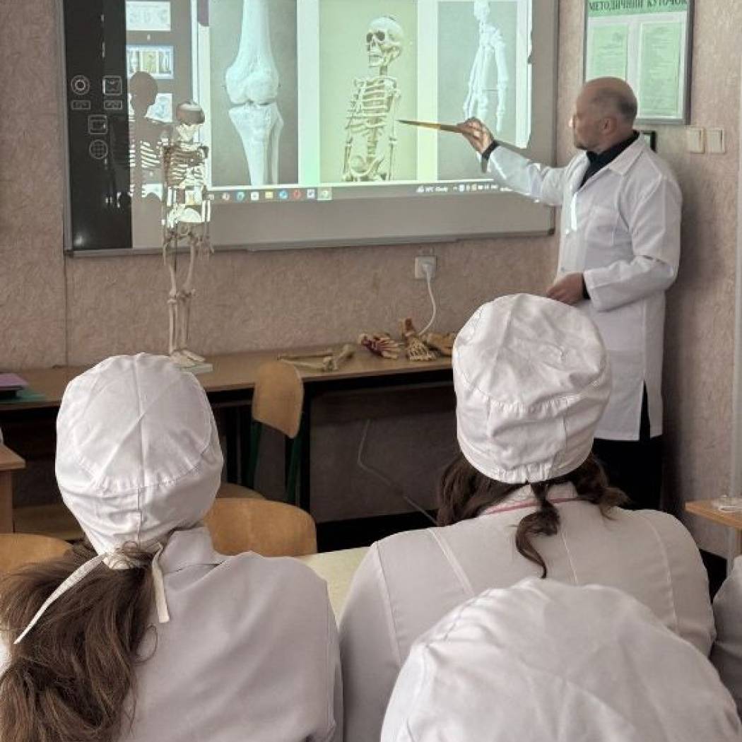 Майбутні медики – за міцні кістки та здорові суглоби